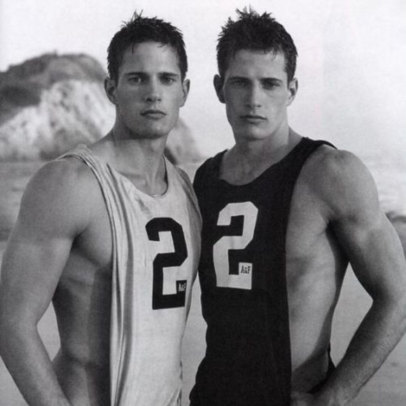 Hello - Picture 1 of 1